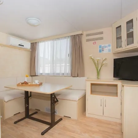 Sunce Mobile Homes & *