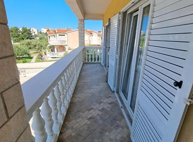 Sunce Mobile Homes & Camping *