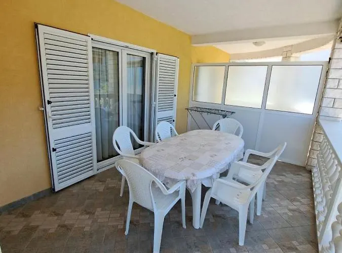 Sunce Mobile Homes & *