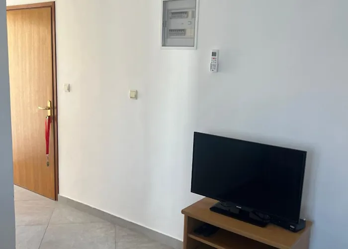 Sunce Mobile Homes & *