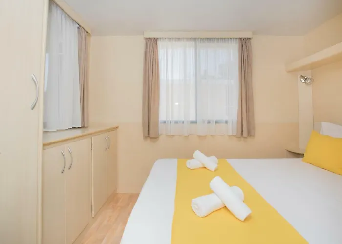 Camping Sunce Mobile Homes & *